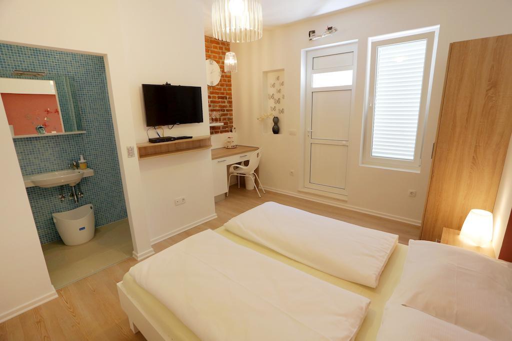 Anita City Apartments and Rooms Задар Стая снимка