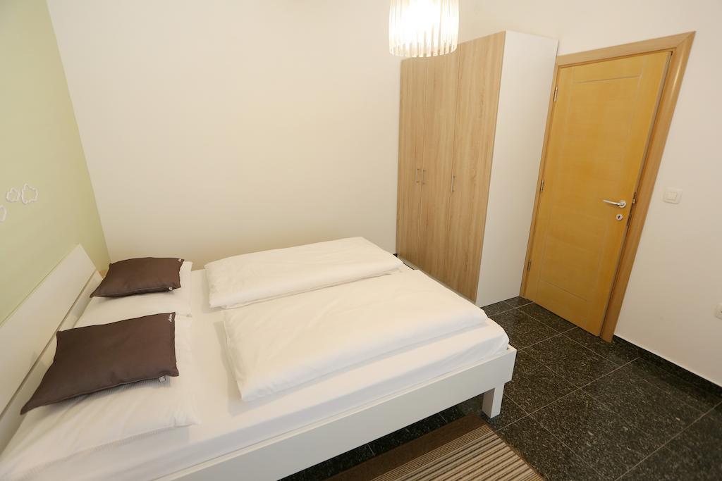 Anita City Apartments and Rooms Задар Стая снимка